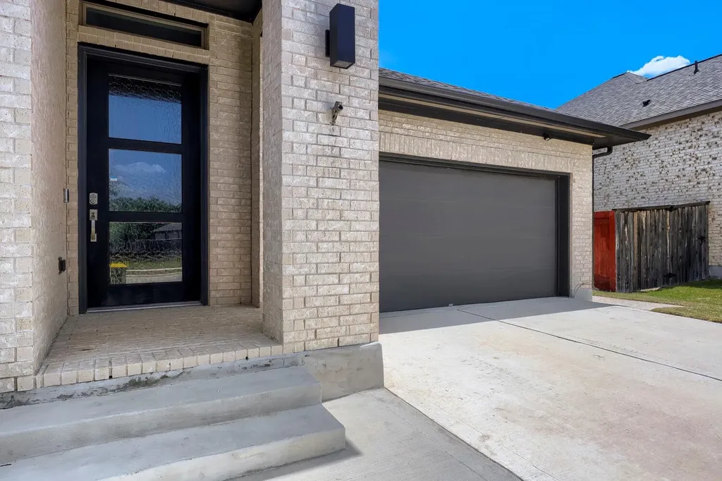 14505 Kira Lane Manor TX 78653
