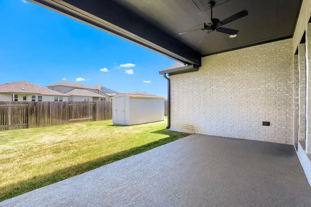 14505 Kira Lane Manor TX 78653