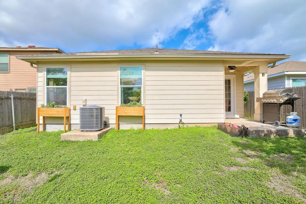 11313 Barns Trail Austin TX 78754