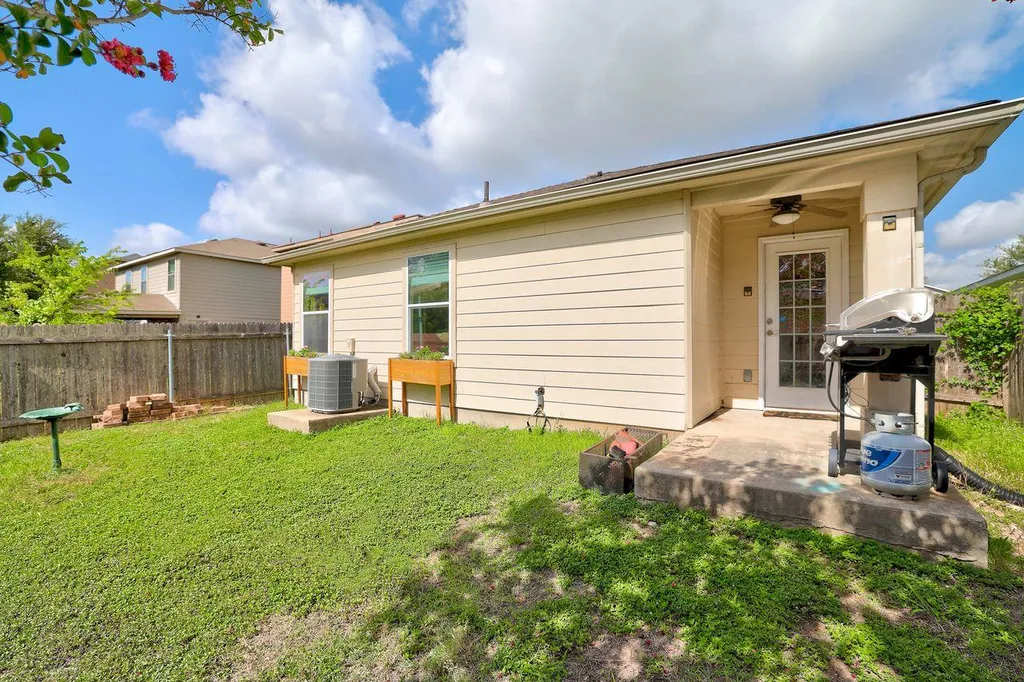 11313 Barns Trail Austin TX 78754