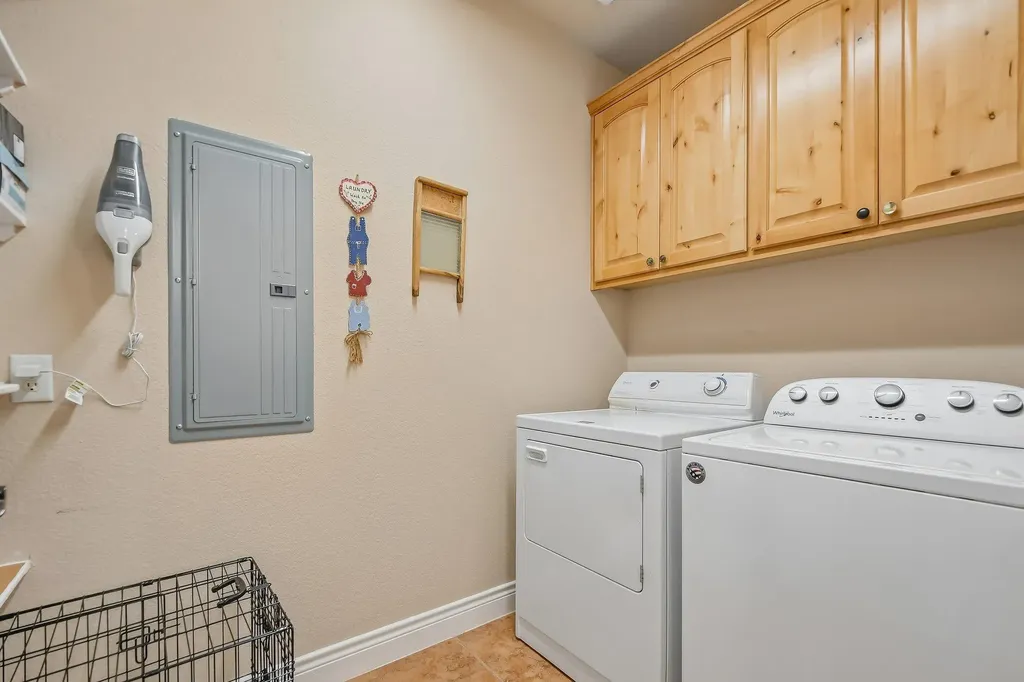 2004 American Drive Lago Vista TX 78645