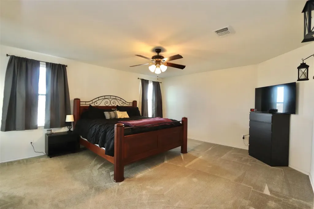 1712 Uhland Drive Leander TX 78641