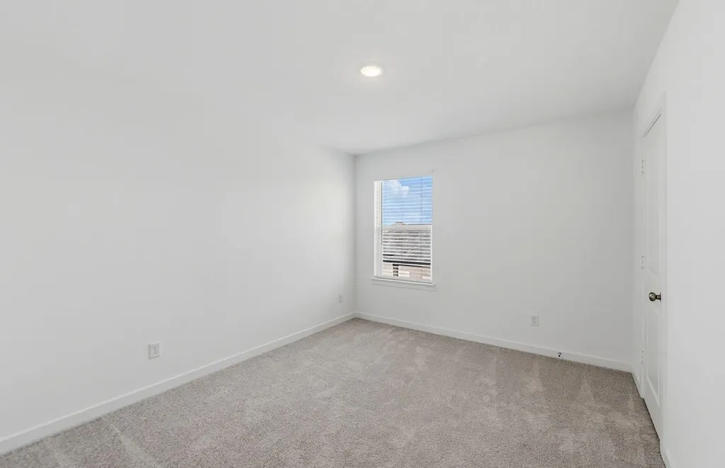 198 Golden Bell Way Buda TX 78610