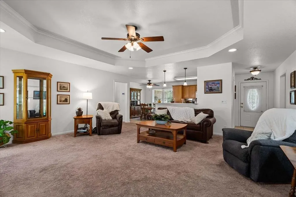 1601 E Johnson Street Burnet TX 78611