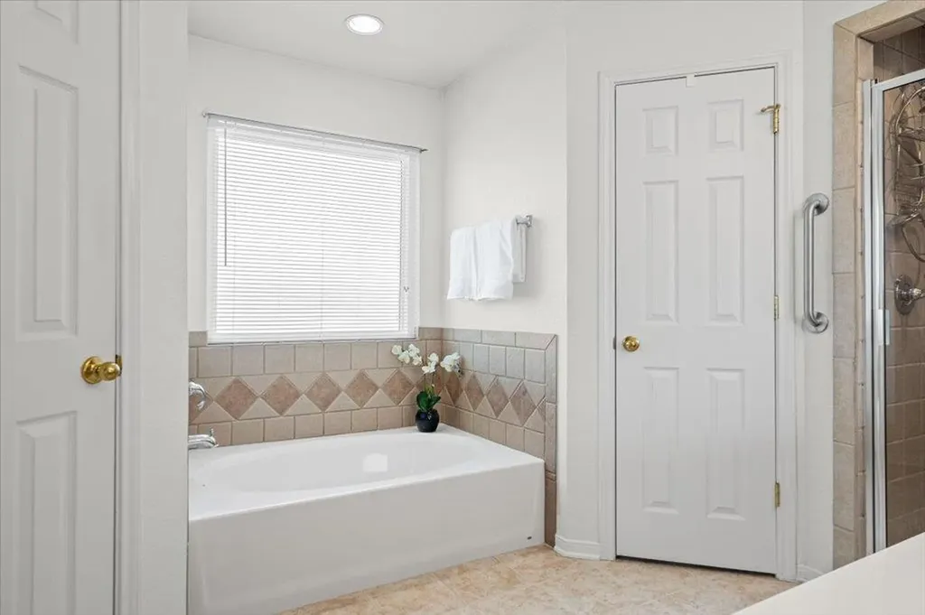 1601 E Johnson Street Burnet TX 78611