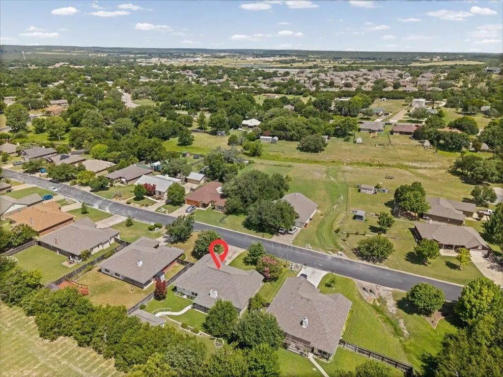 1601 E Johnson Street Burnet TX 78611