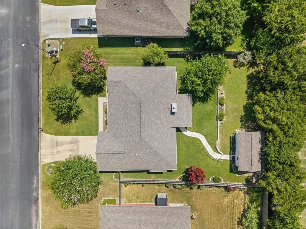 1601 E Johnson Street Burnet TX 78611