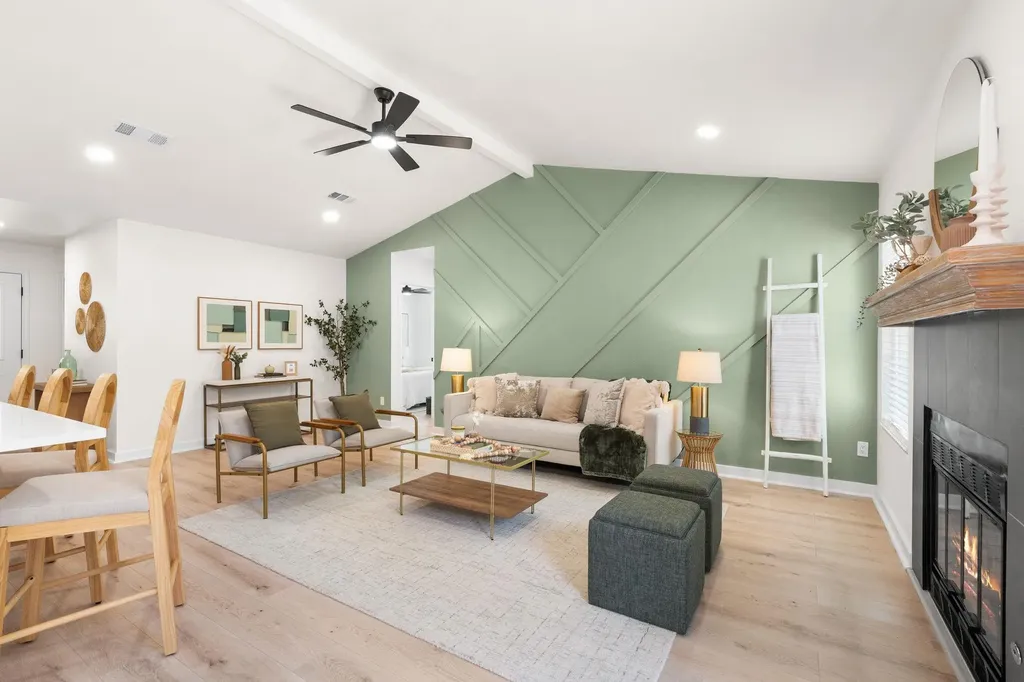 6807 Luckenbach Lane Austin TX 78729