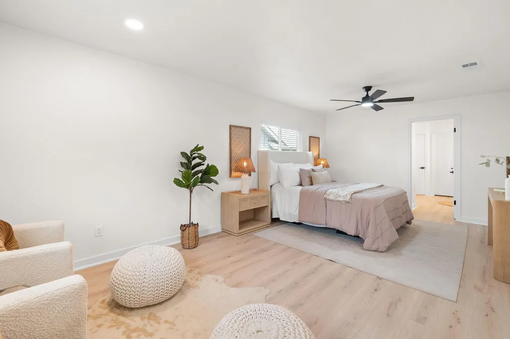 6807 Luckenbach Lane Austin TX 78729
