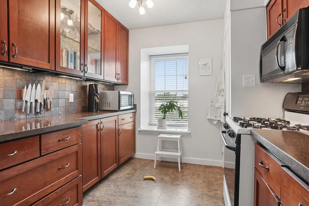 2425 Ashdale Drive Austin TX 78757