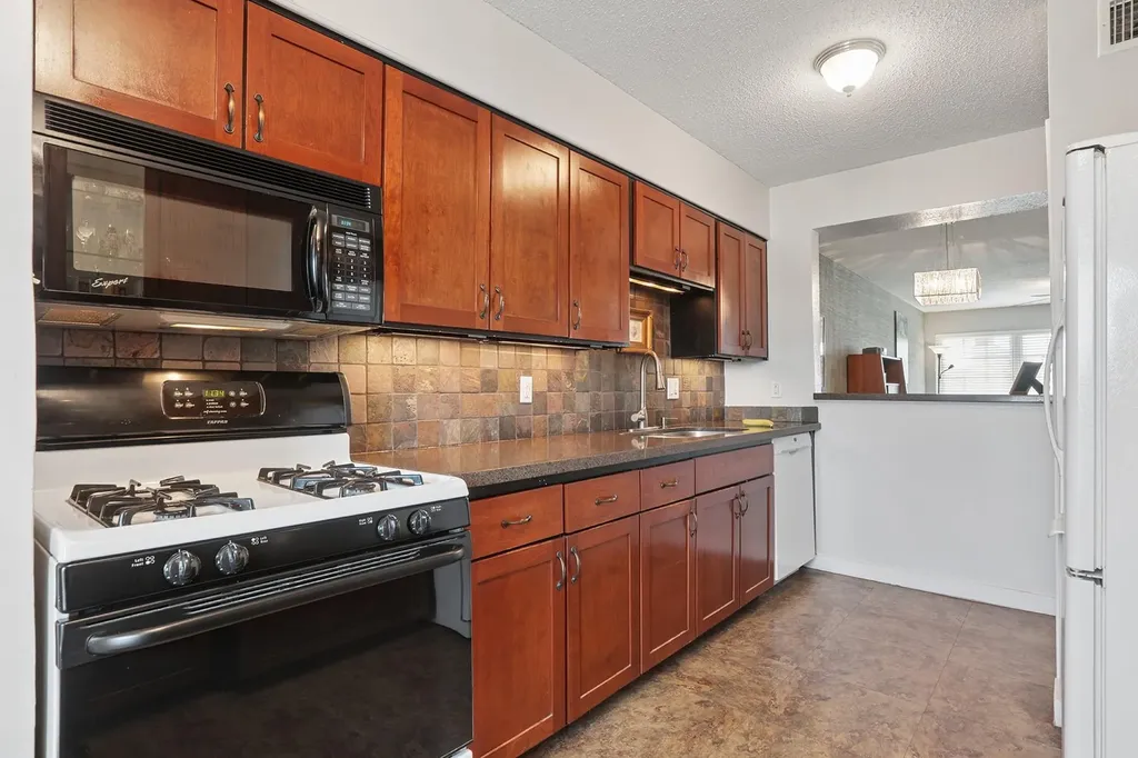 2425 Ashdale Drive Austin TX 78757