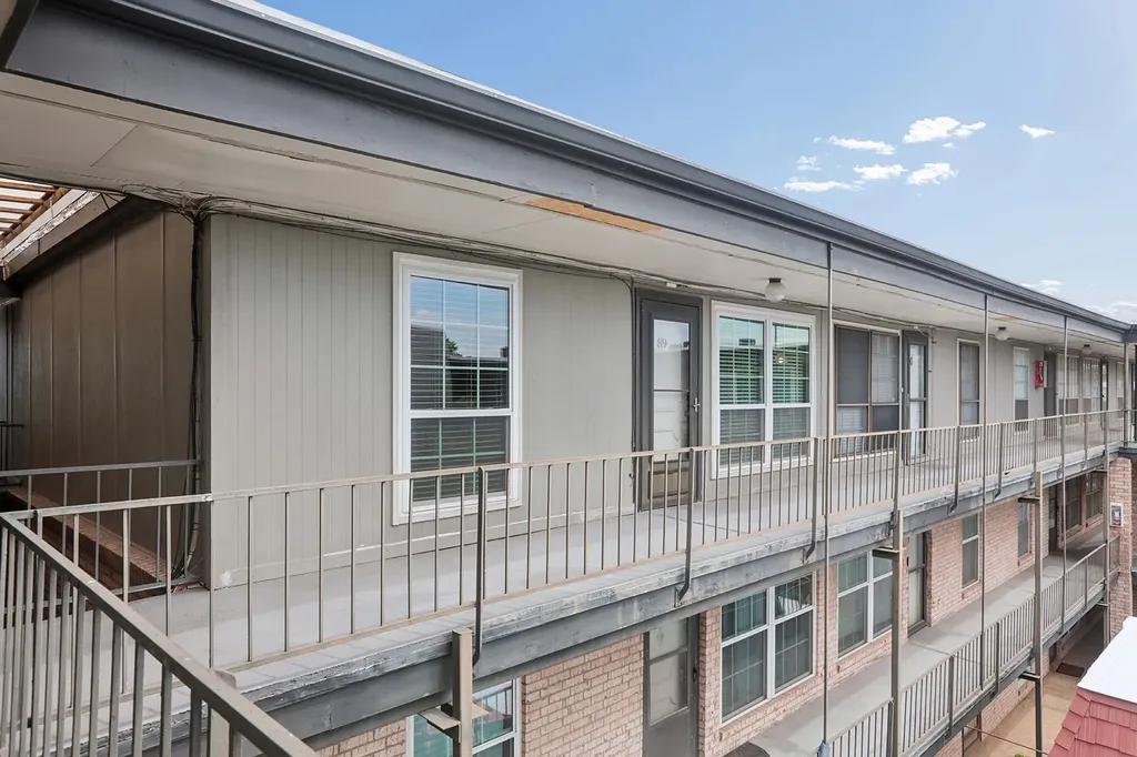 2425 Ashdale Drive Austin TX 78757