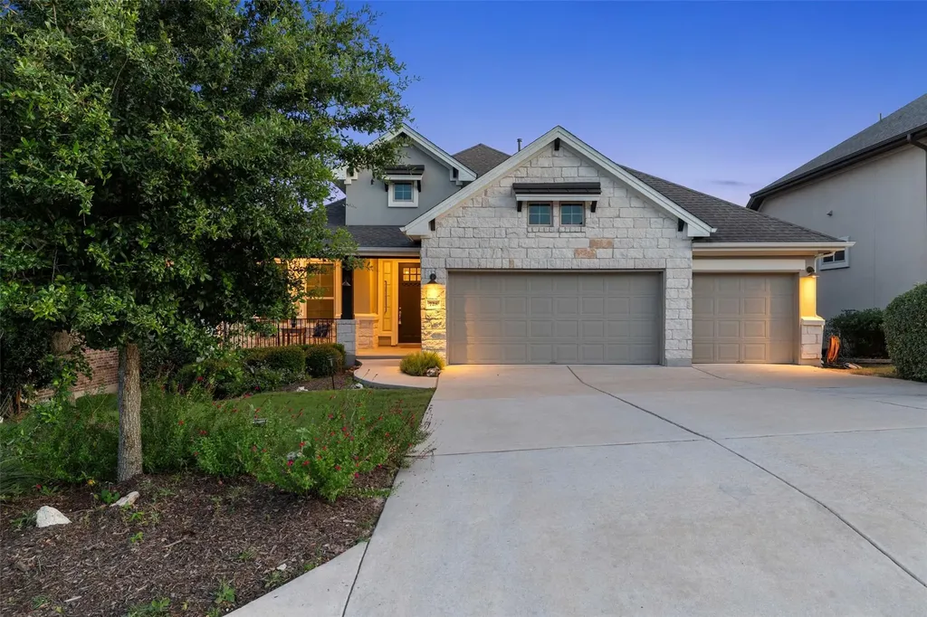 728 Jacksdaw Drive Austin TX 78737