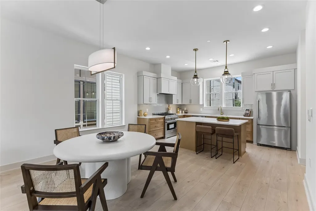 2209 Woodland Avenue Austin TX 78741