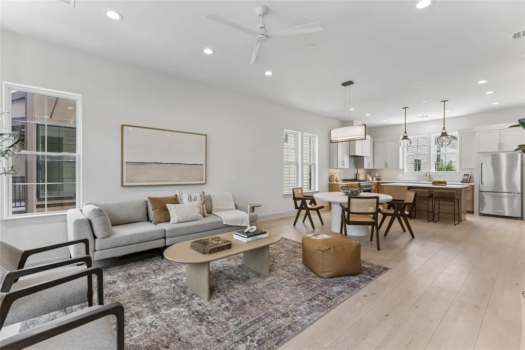 2209 Woodland Avenue Austin TX 78741