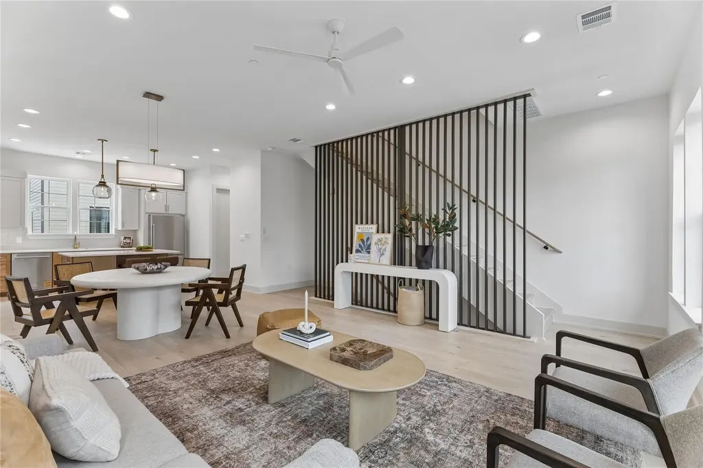 2209 Woodland Avenue Austin TX 78741