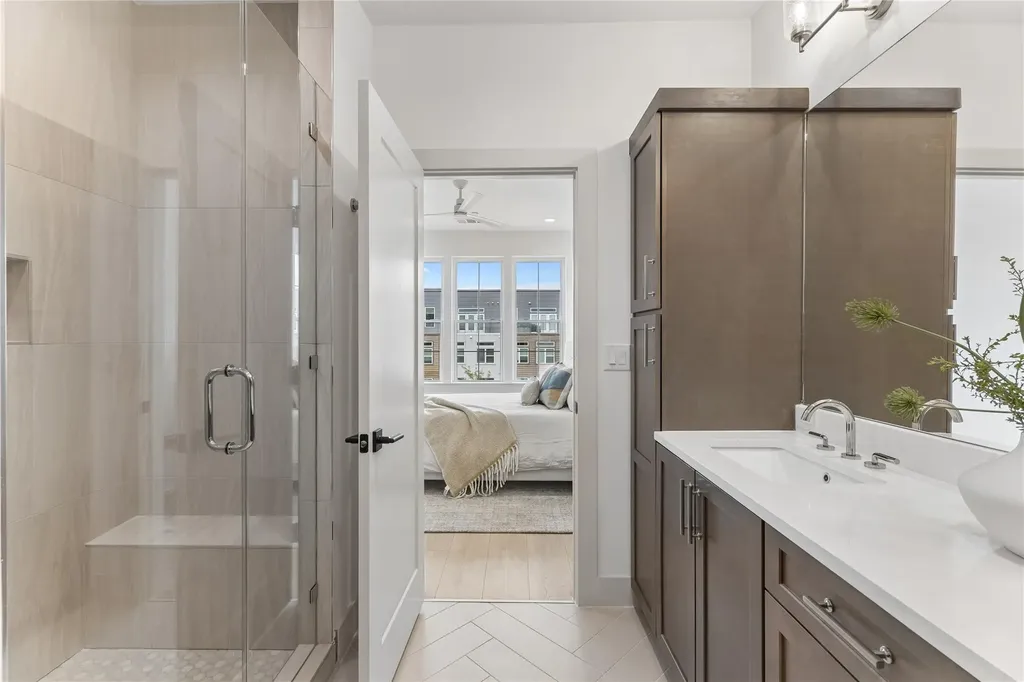 2209 Woodland Avenue Austin TX 78741