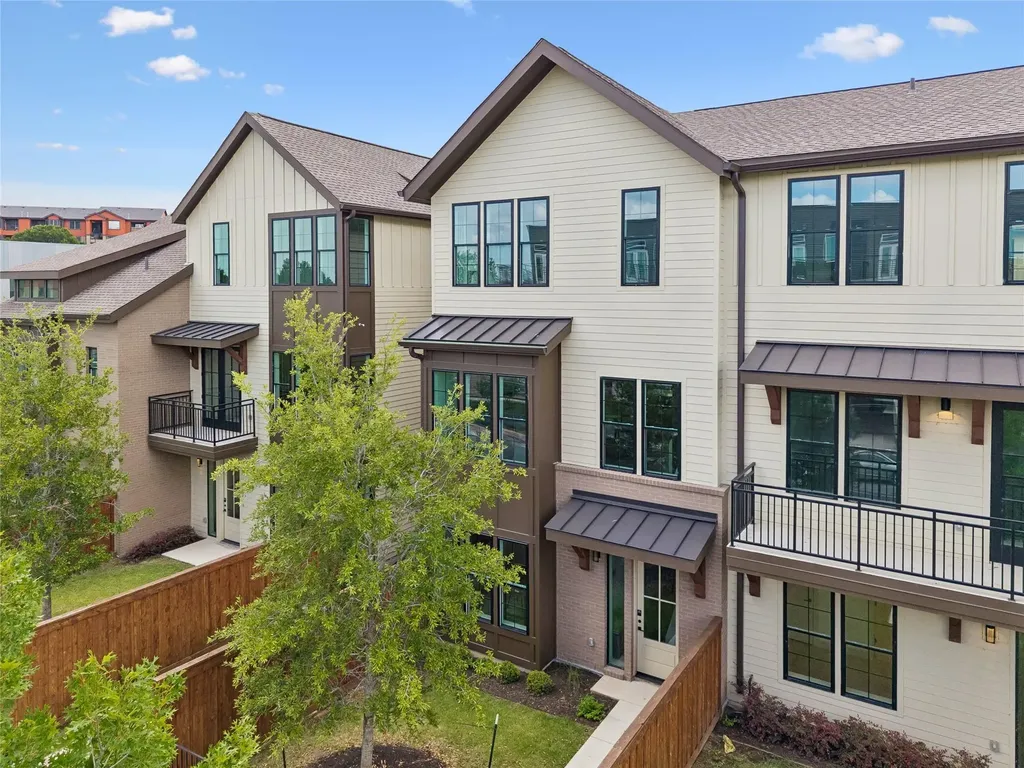 2209 Woodland Avenue Austin TX 78741