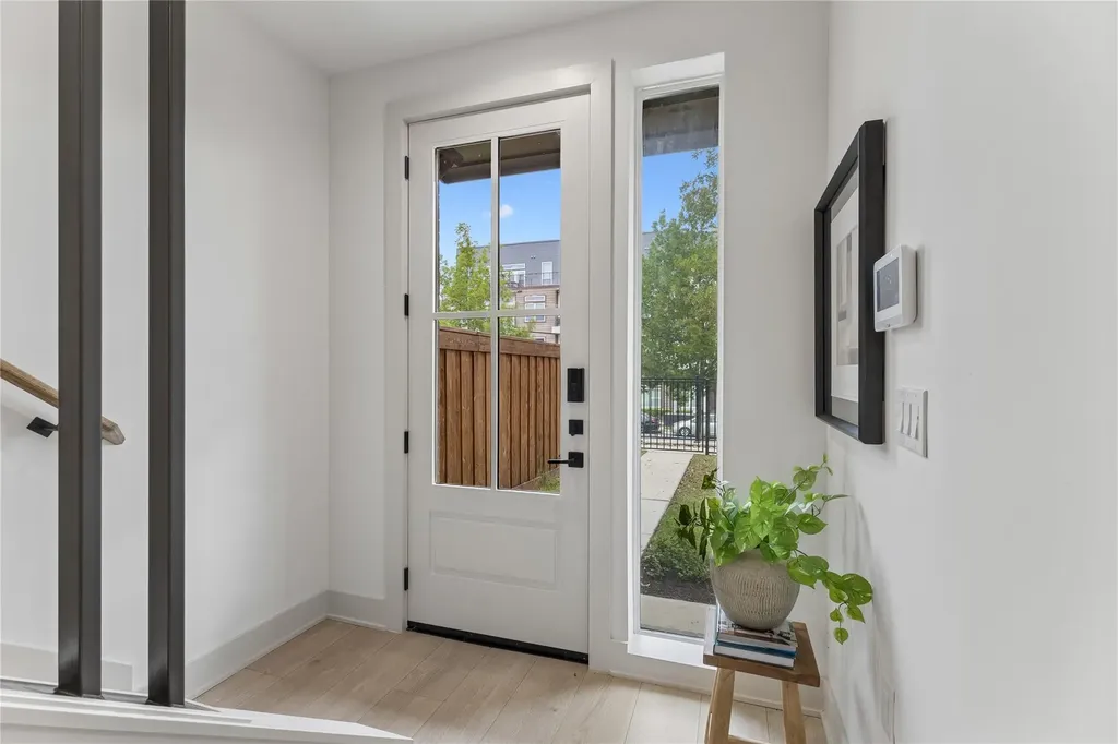 2209 Woodland Avenue Austin TX 78741