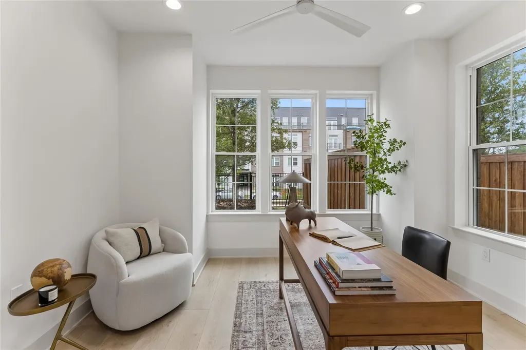 2209 Woodland Avenue Austin TX 78741