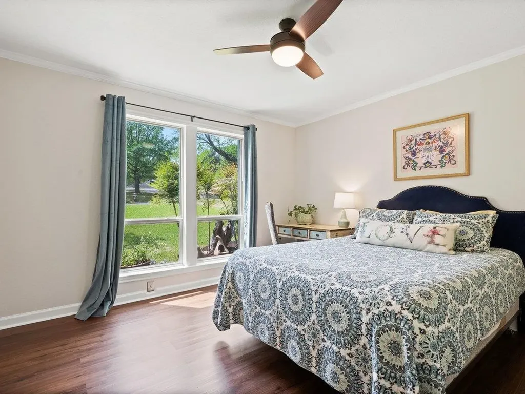 910 River Oaks Drive Austin TX 78753