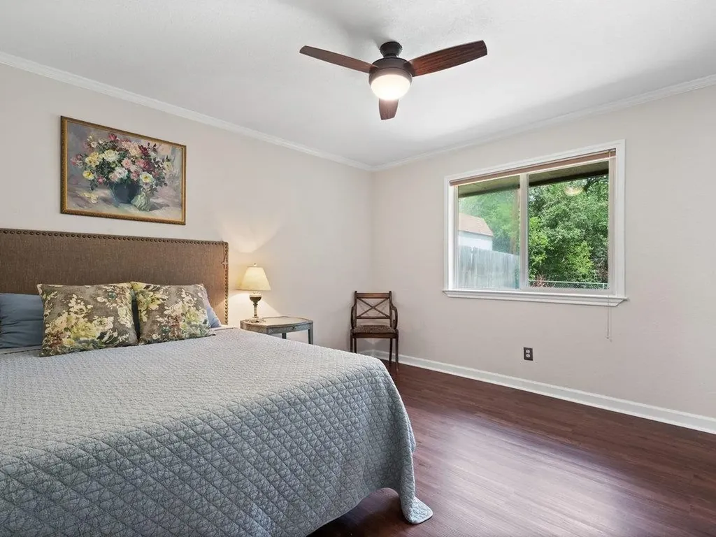 910 River Oaks Drive Austin TX 78753