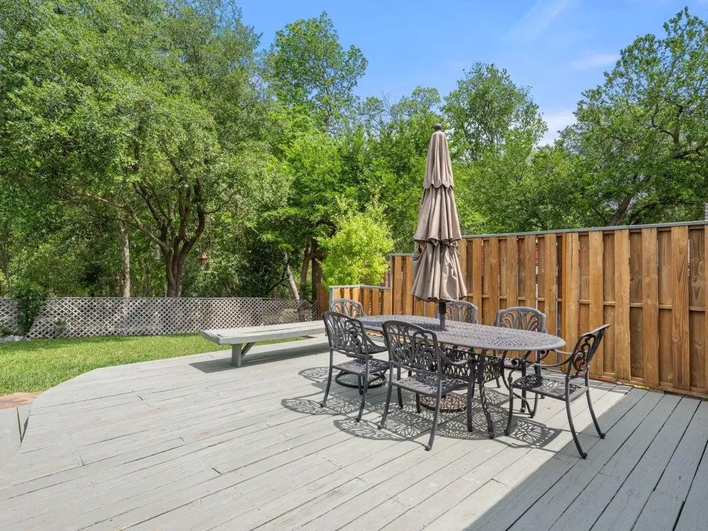 910 River Oaks Drive Austin TX 78753