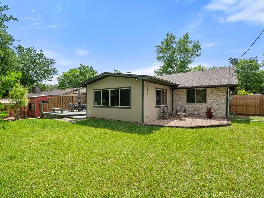 910 River Oaks Drive Austin TX 78753