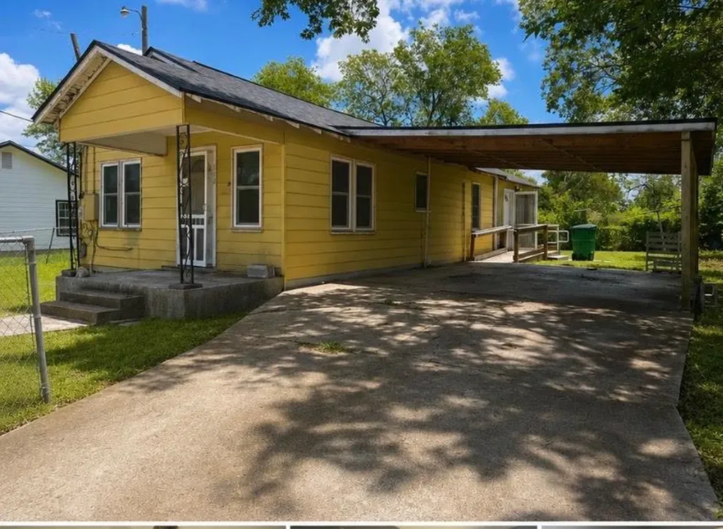 110 E Rio Grande Street Taylor TX 76574