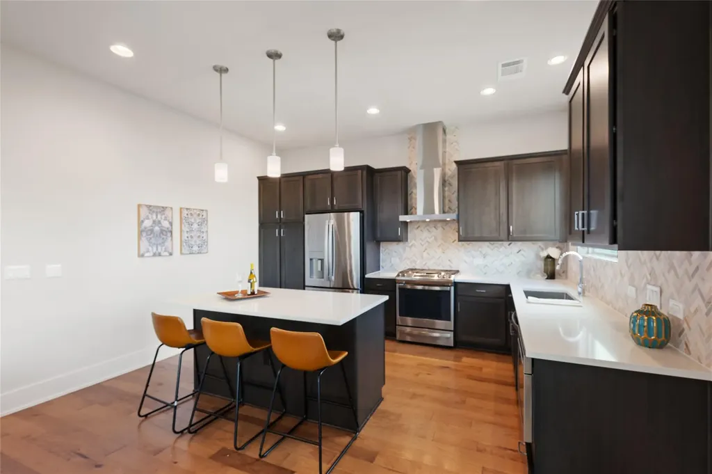 7913 Floracita Lane Austin TX 78735