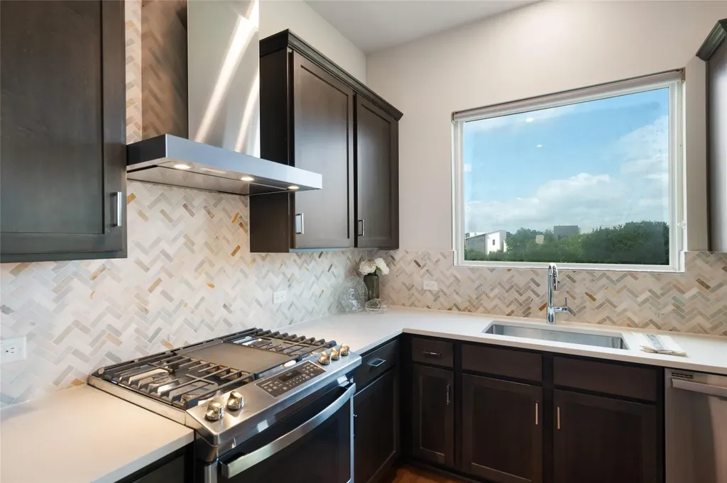 7913 Floracita Lane Austin TX 78735