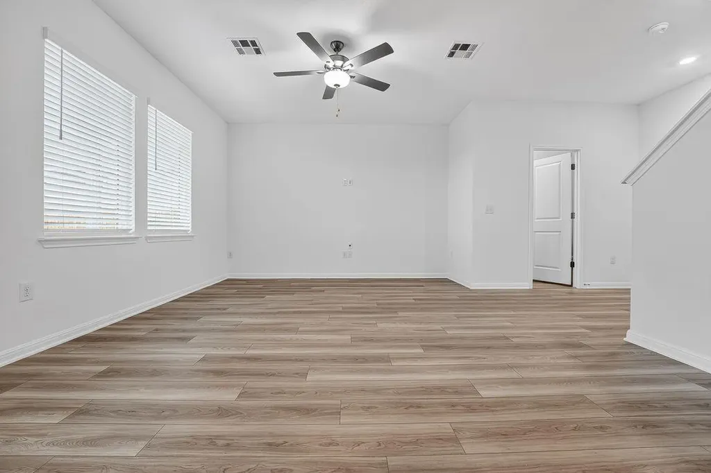 14118 Edna Maxine Walk Del Valle TX 78617