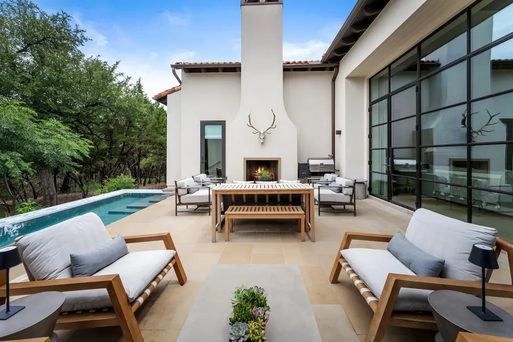 4401 Amarra Drive Austin TX 78735