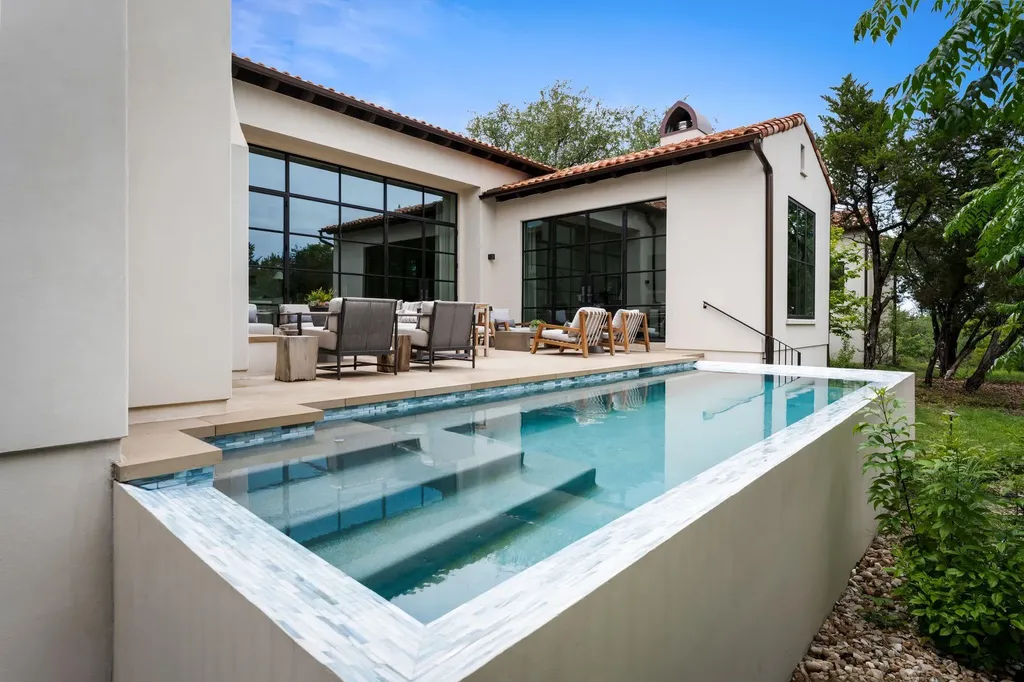 4401 Amarra Drive Austin TX 78735