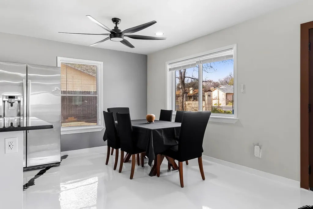 2201 Teri Road Austin TX 78744