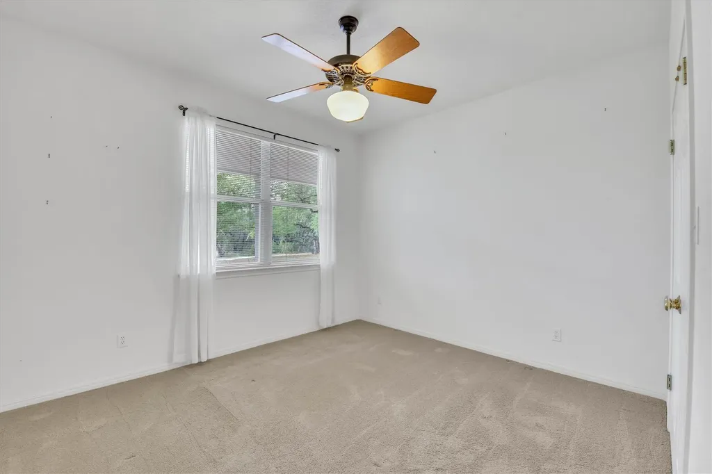 3016 Tradewind Drive Spicewood TX 78669