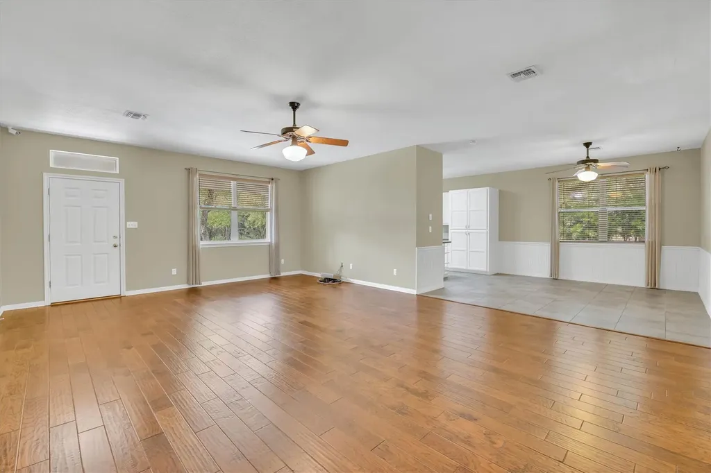3016 Tradewind Drive Spicewood TX 78669