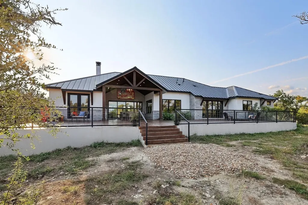 260 Corte Del Cedro Drive Dripping Springs TX 78620