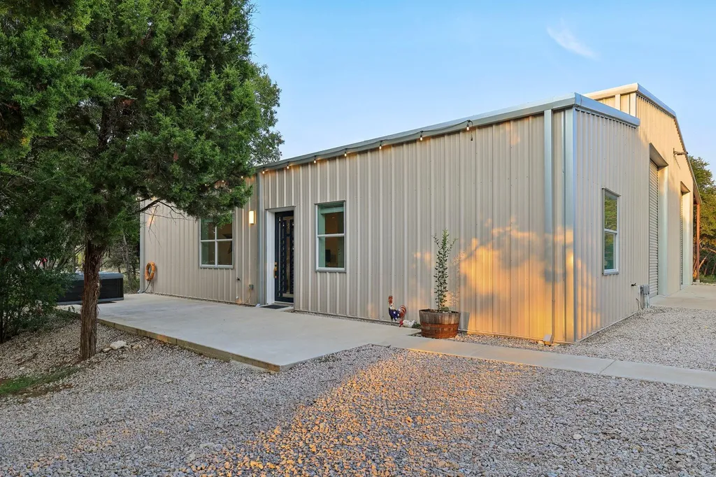 260 Corte Del Cedro Drive Dripping Springs TX 78620