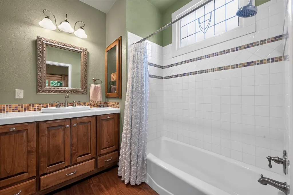 700 Willow Creek Road Salado TX 76571