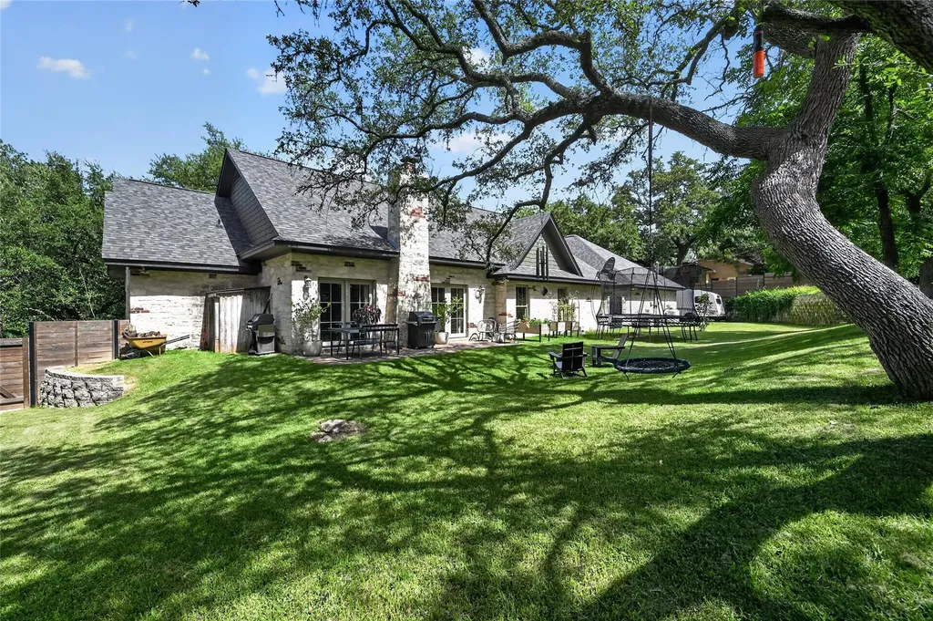 700 Willow Creek Road Salado TX 76571