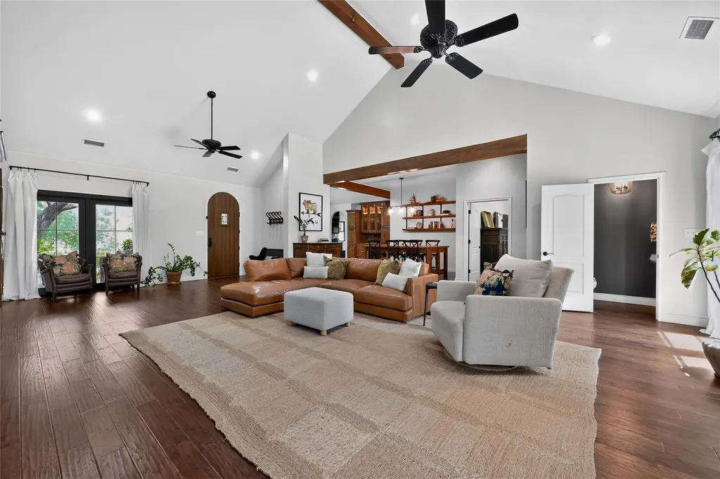 700 Willow Creek Road Salado TX 76571