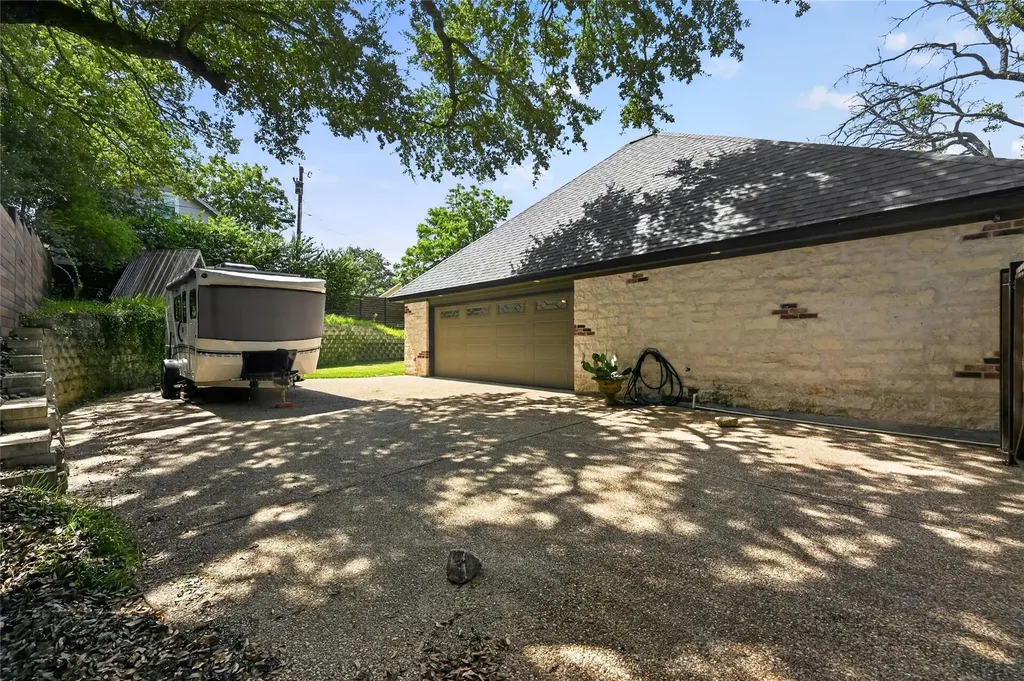 700 Willow Creek Road Salado TX 76571