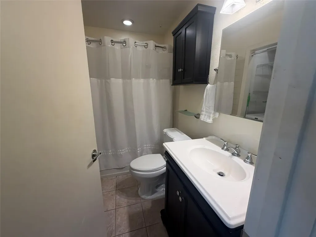 3744 Valley View Road Austin TX 78704