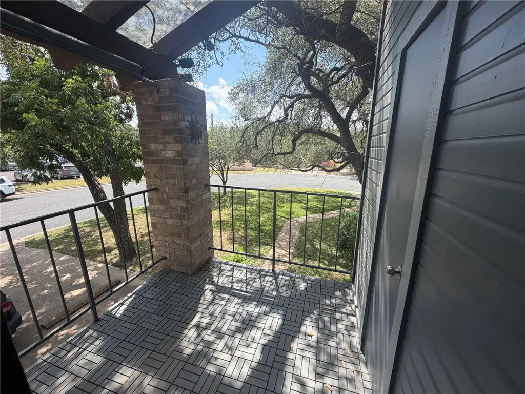 3744 Valley View Road Austin TX 78704