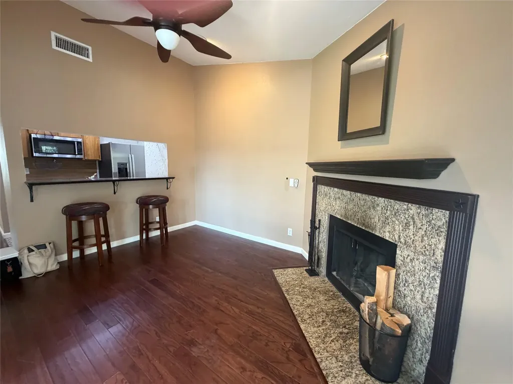 3744 Valley View Road Austin TX 78704