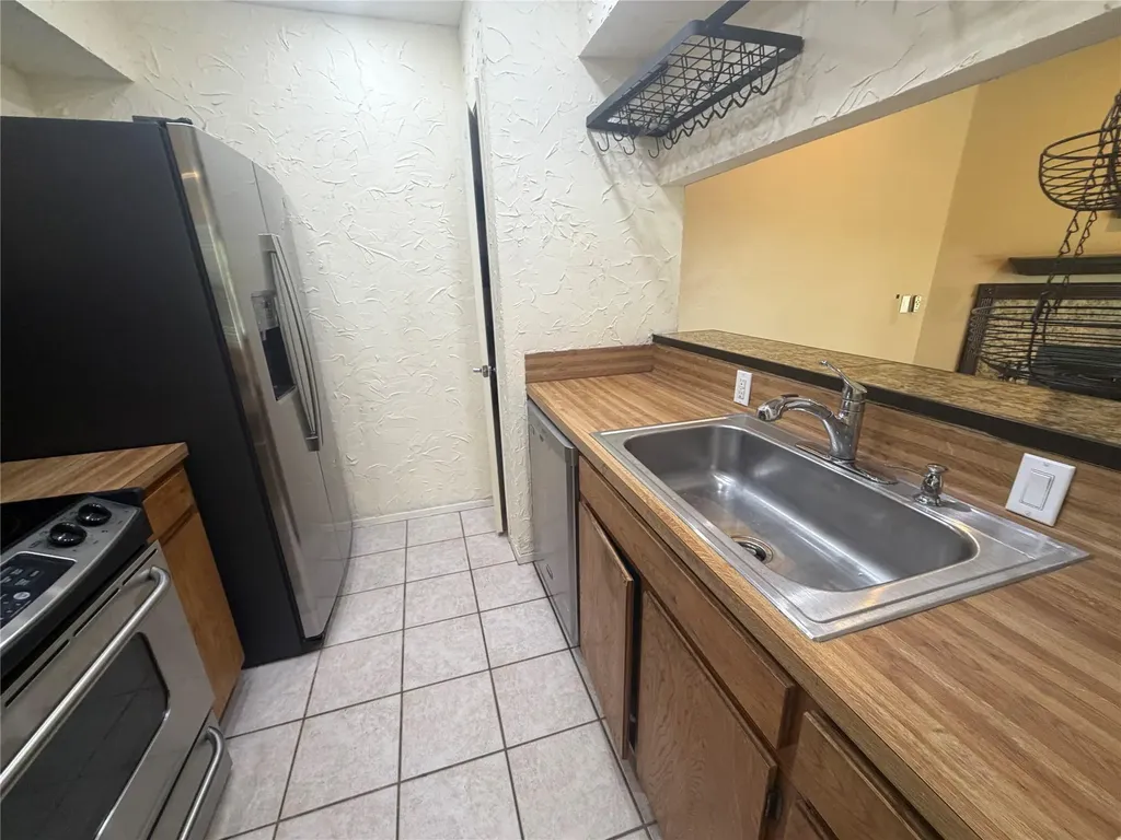 3744 Valley View Road Austin TX 78704
