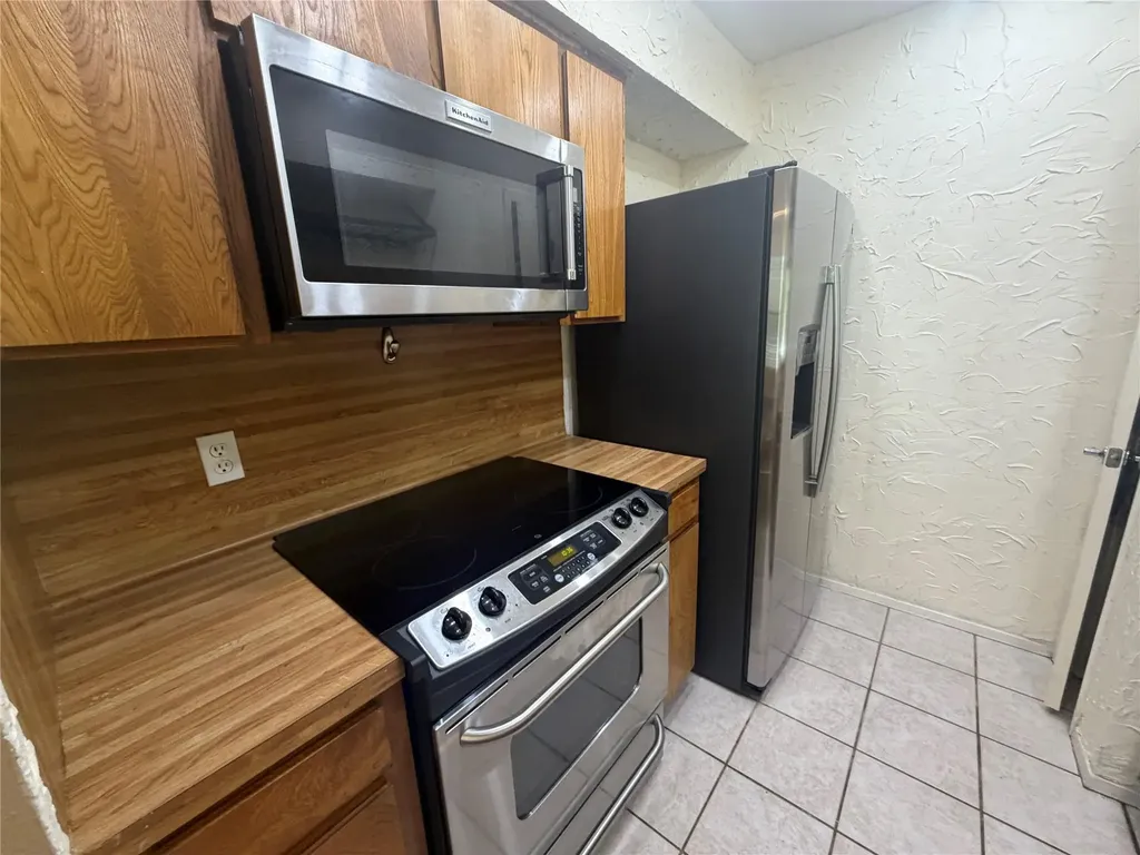 3744 Valley View Road Austin TX 78704