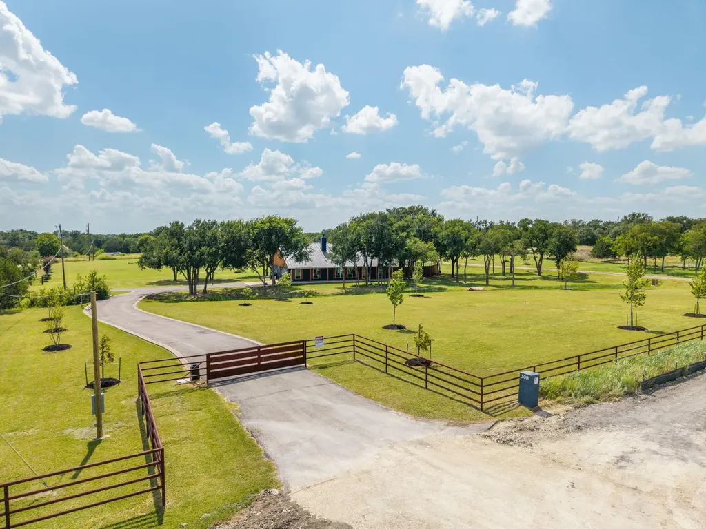 3001 County Road 255 Georgetown TX 78633