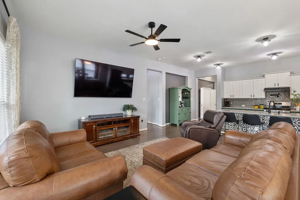 153 Coronella Drive Liberty Hill TX 78642